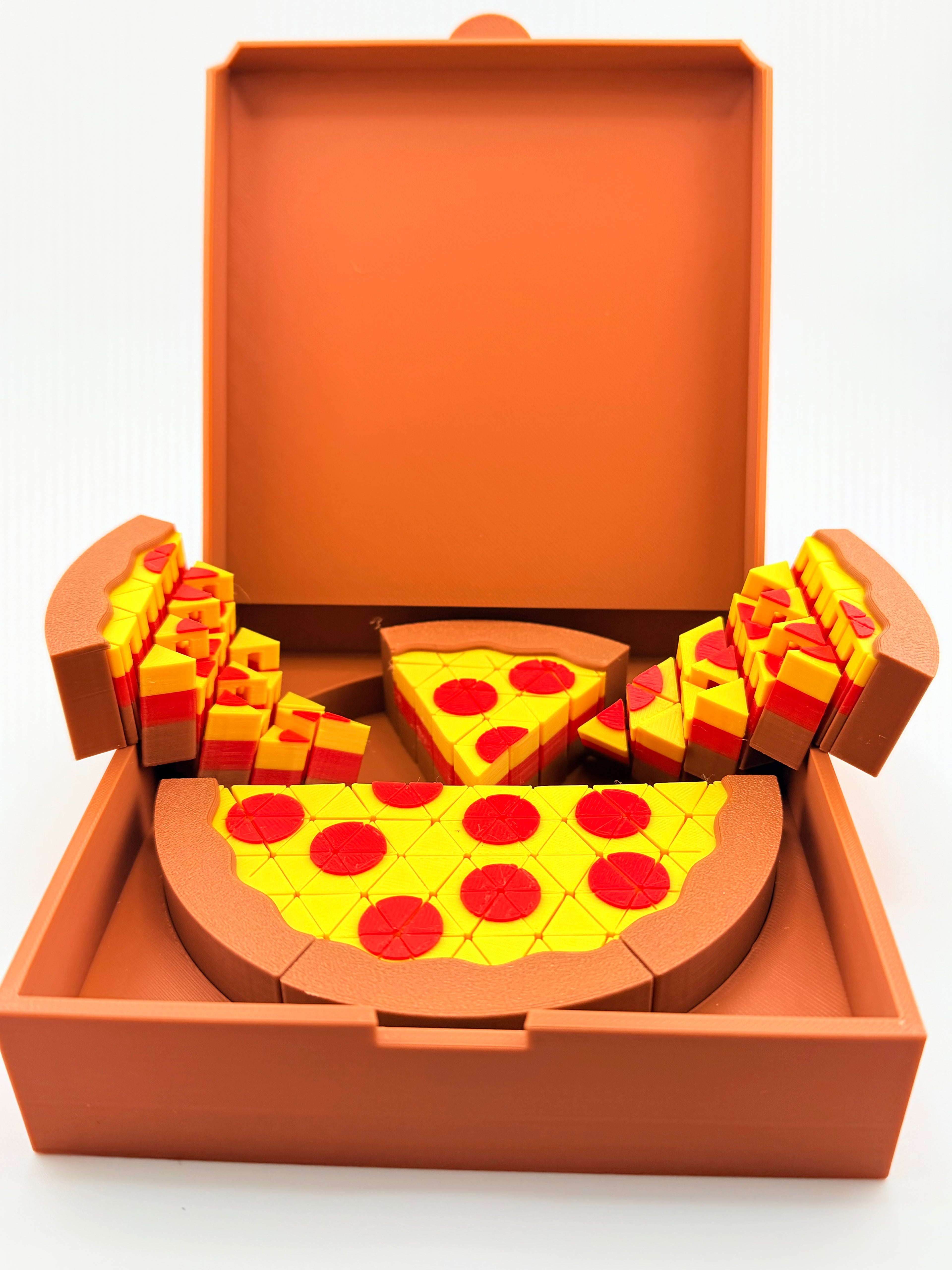 Whole Articulated Pizza – 6 Slices in Box