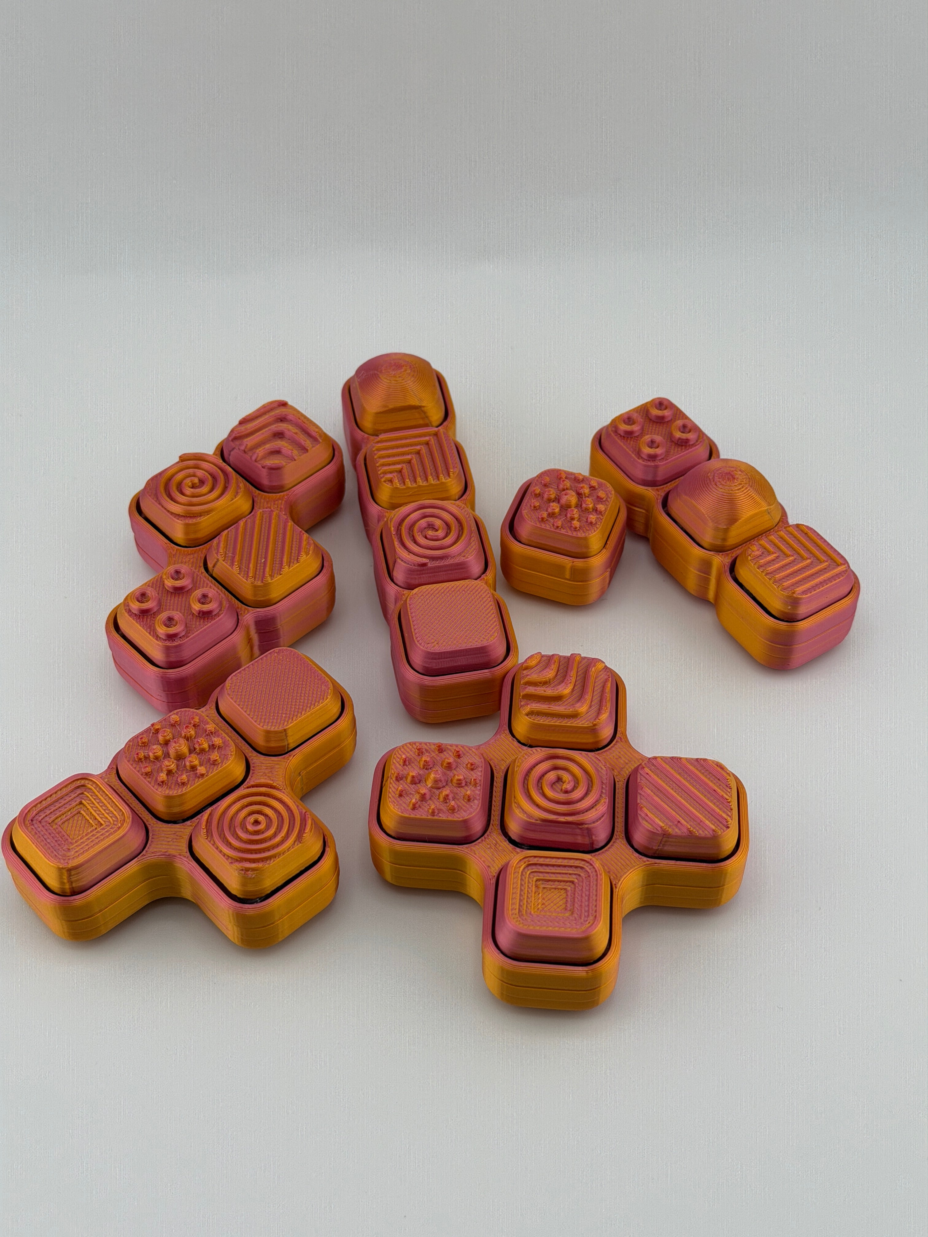 Geometric Jazzy Clickers – 6 Piece Set