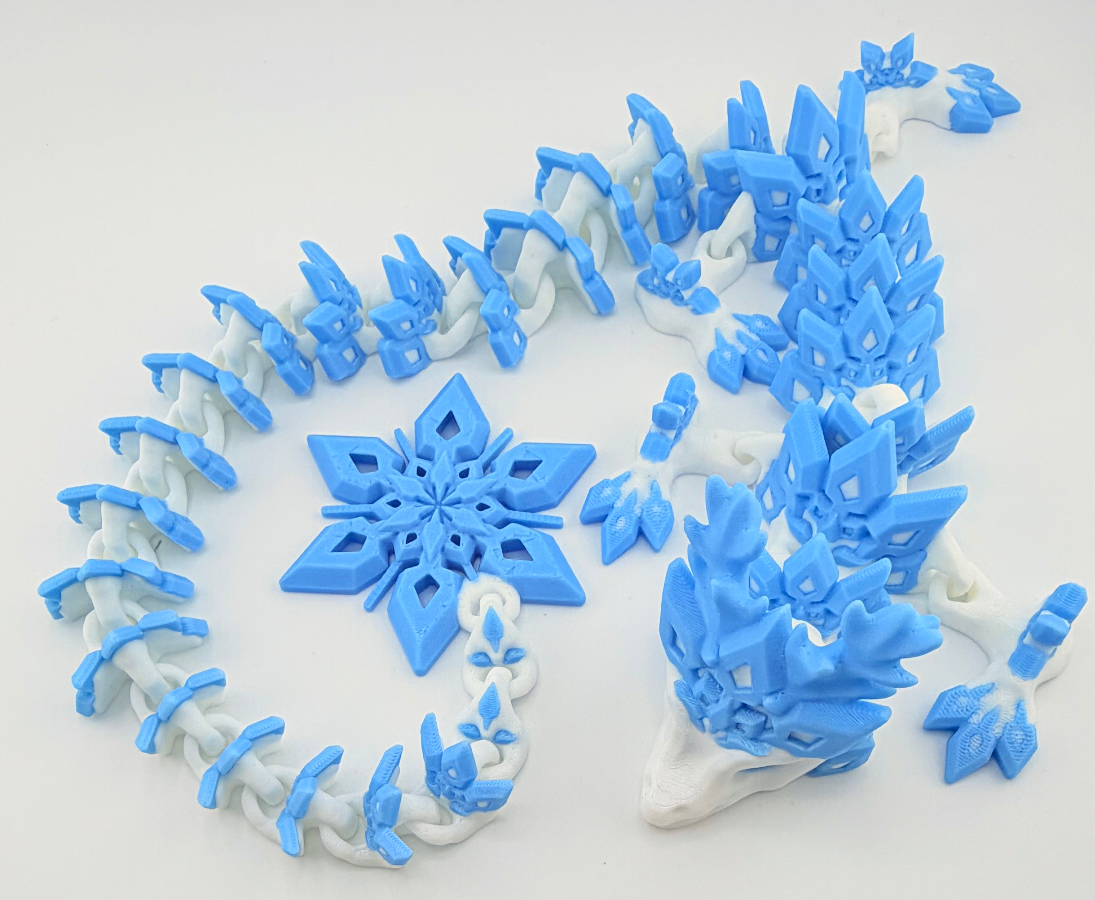 ❄️ Snowflake Dragon – 24"