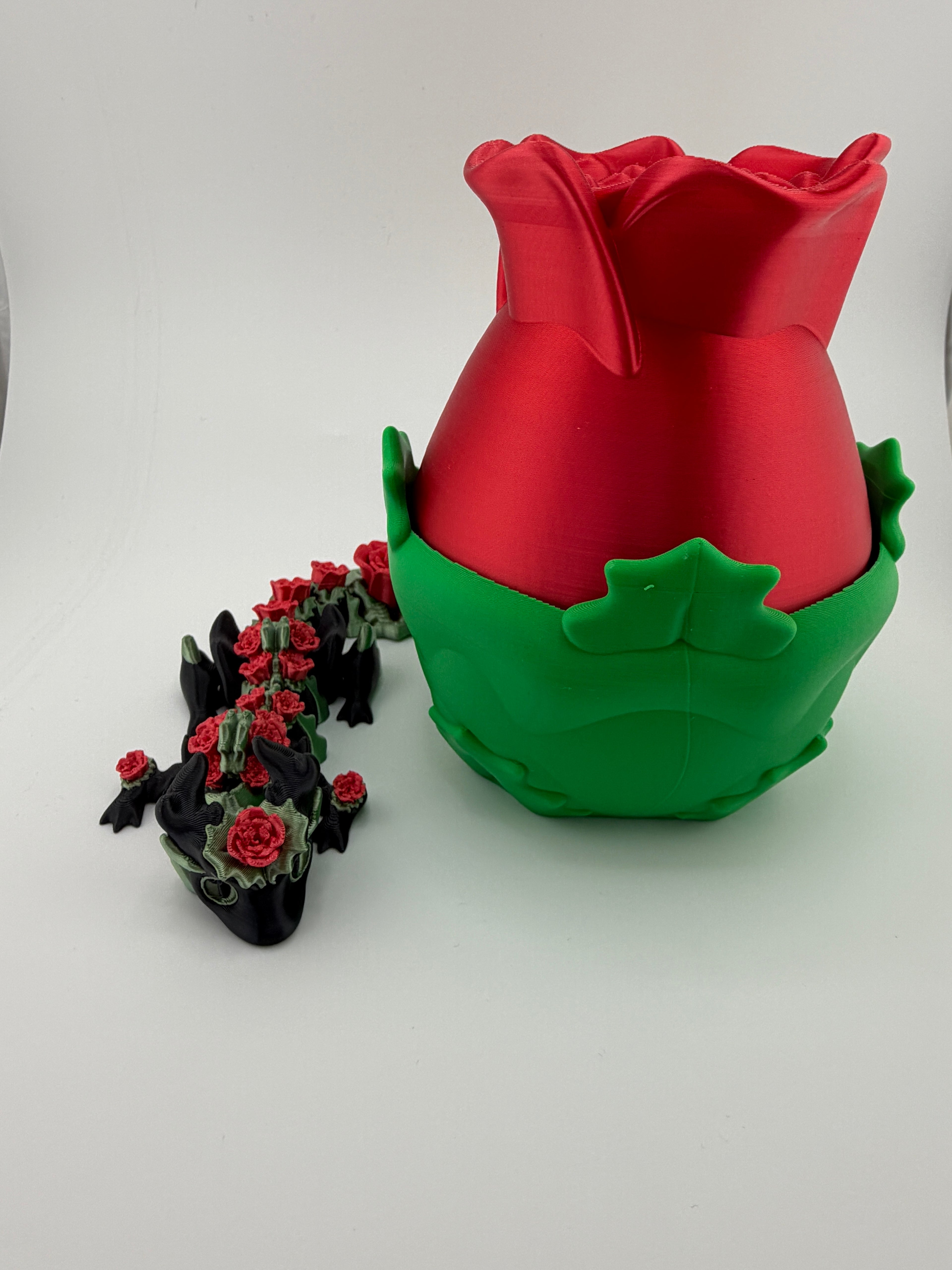 Red Rose Dragon Surprise – Twist & Reveal