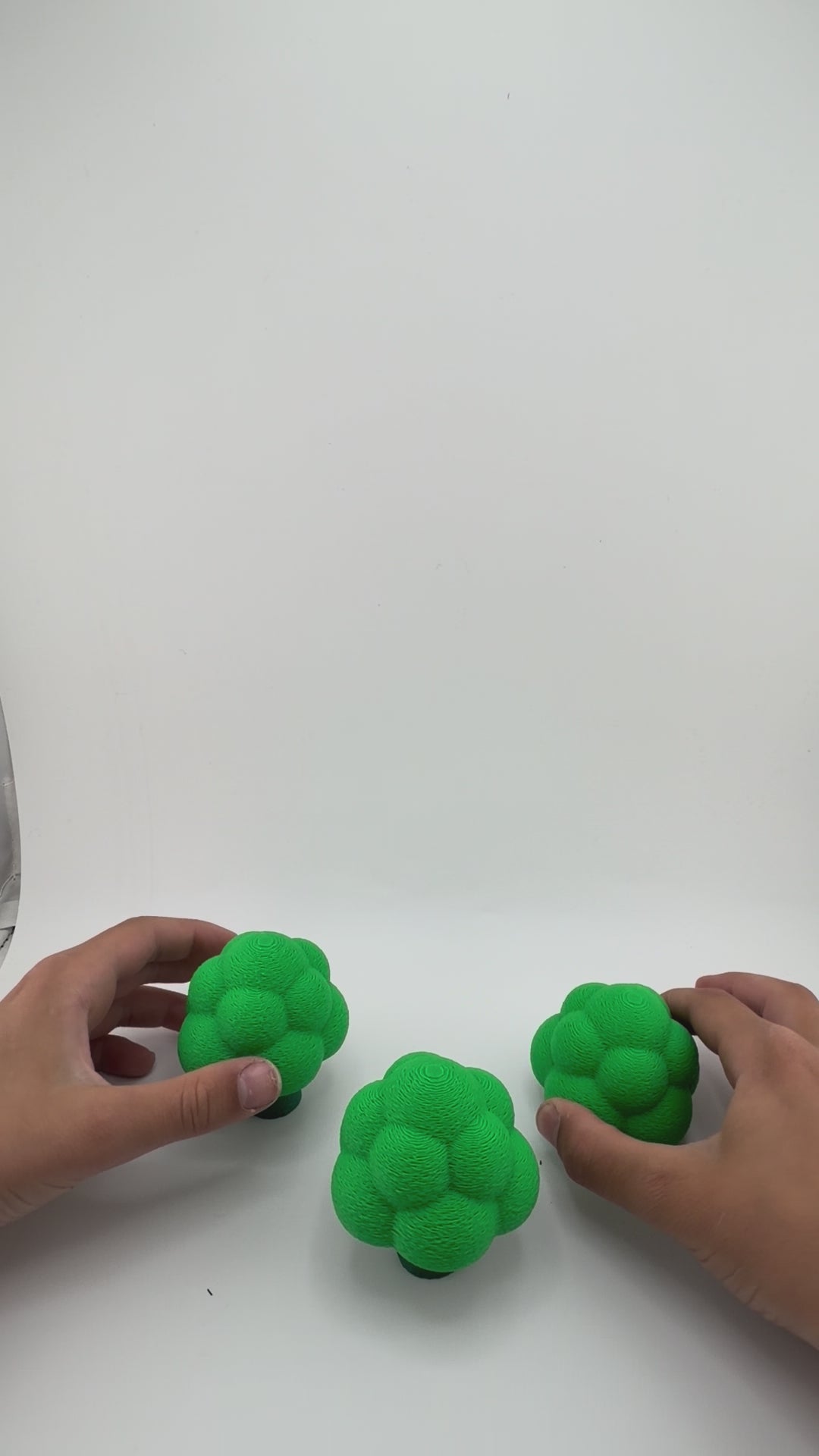 Broccoli Bounce Buddy – Fidget